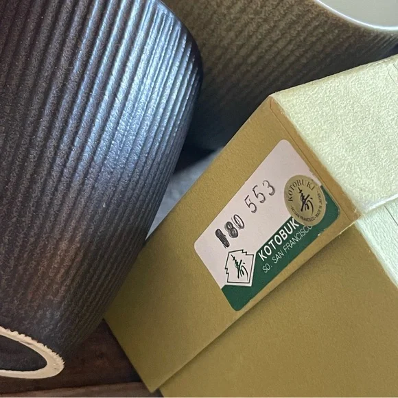 Kotobuki Japanese Tea Cups - Set of Two - Picture 11 of 11